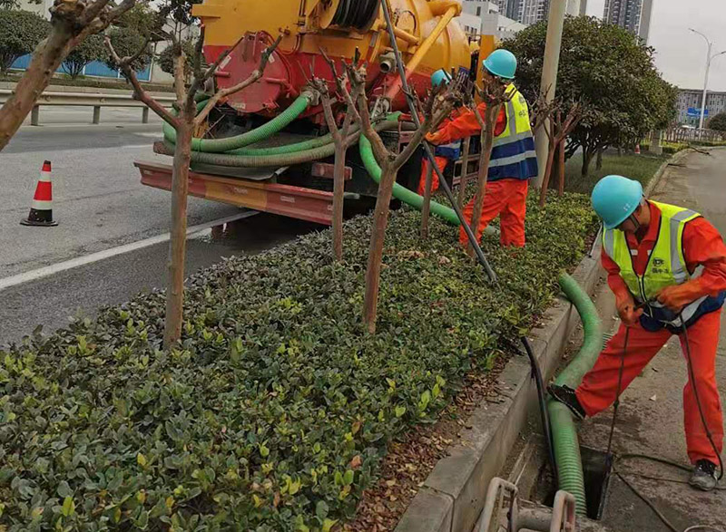 江阴市政管道清淤